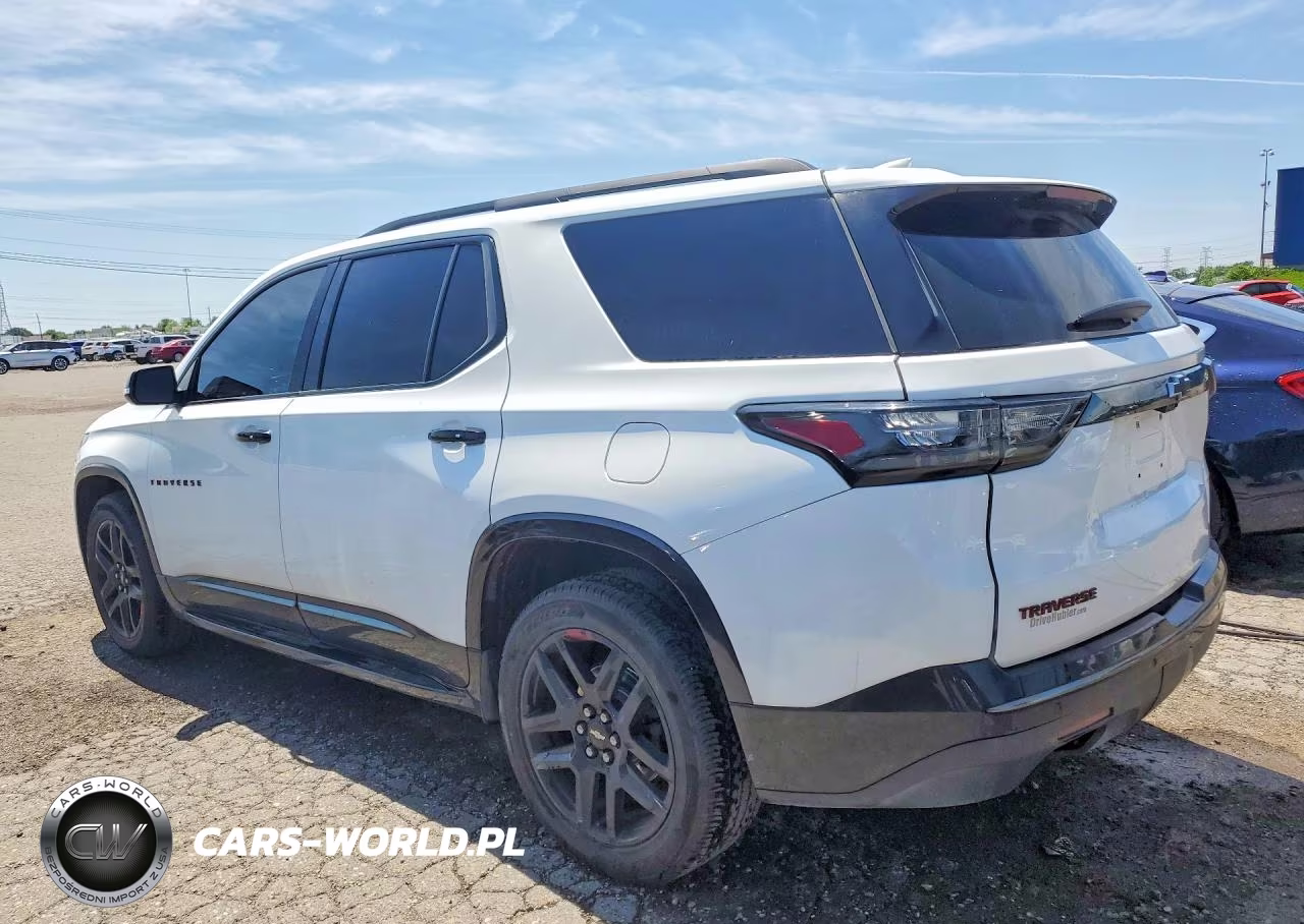2018 Chevrolet Traverse Premier VIN:1GNERKKW3JJ204495 - 2
