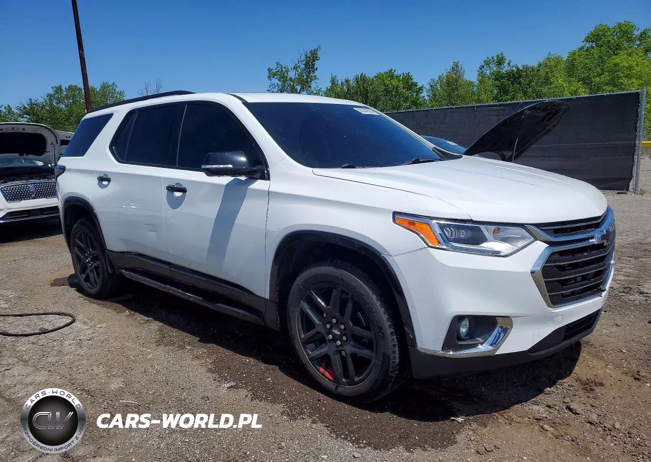 2018 Chevrolet Traverse Premier VIN:1GNERKKW3JJ204495 - 4