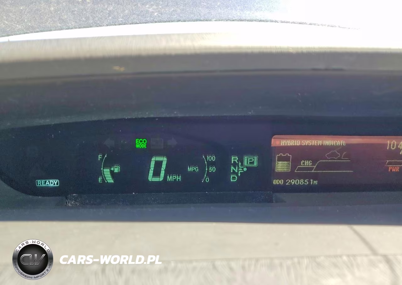 2015 Toyota Prius Two VIN:JTDKN3DU1F0462777 - 9