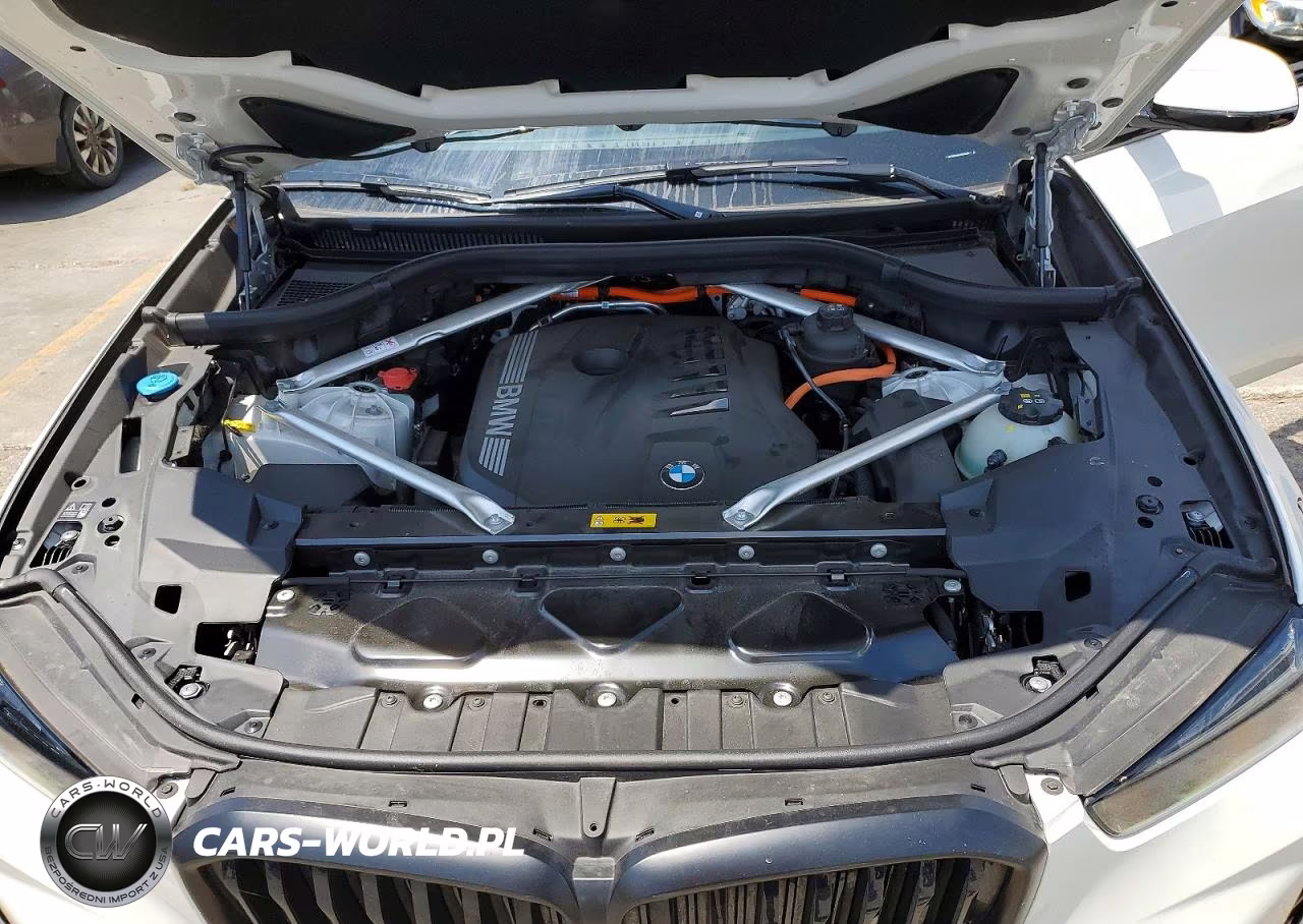 2025 BMW X5 xDrive50E VIN:5UX43EU03S9Z84385 - 12