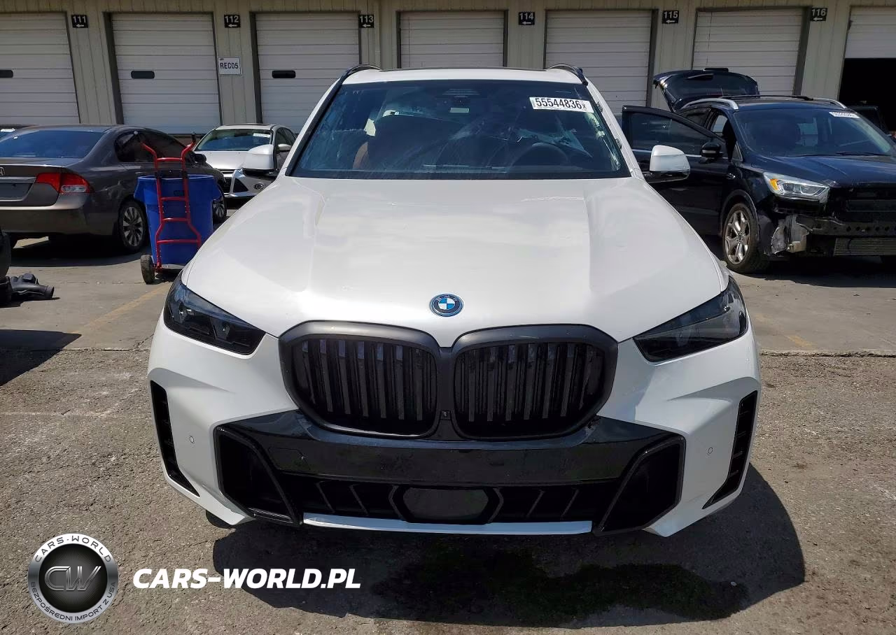 2025 BMW X5 xDrive50E VIN:5UX43EU03S9Z84385 - 5