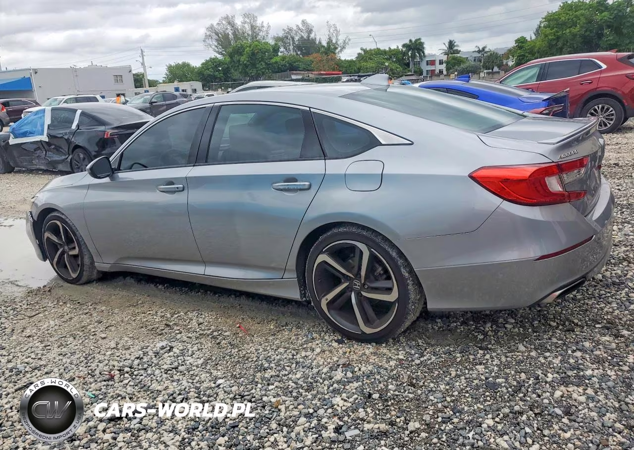 2018 Honda Accord Sport VIN:1HGCV1F33JA131541 - 2
