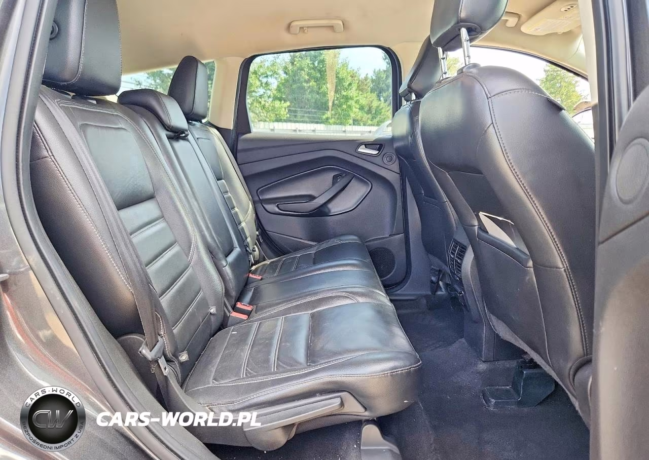 2019 Ford Escape Titanium VIN:1FMCU0J90KUA56364 - 11