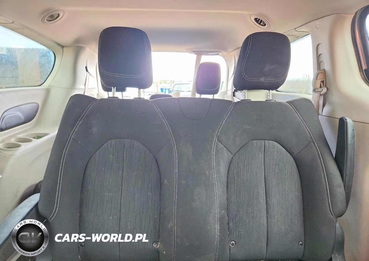 2020 Chrysler Voyager L VIN:2C4RC1AG5LR269590 - 10