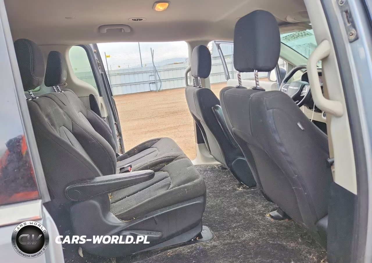 2020 Chrysler Voyager L VIN:2C4RC1AG5LR269590 - 11