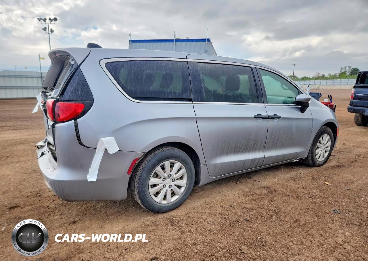 2020 Chrysler Voyager L VIN:2C4RC1AG5LR269590 - 3