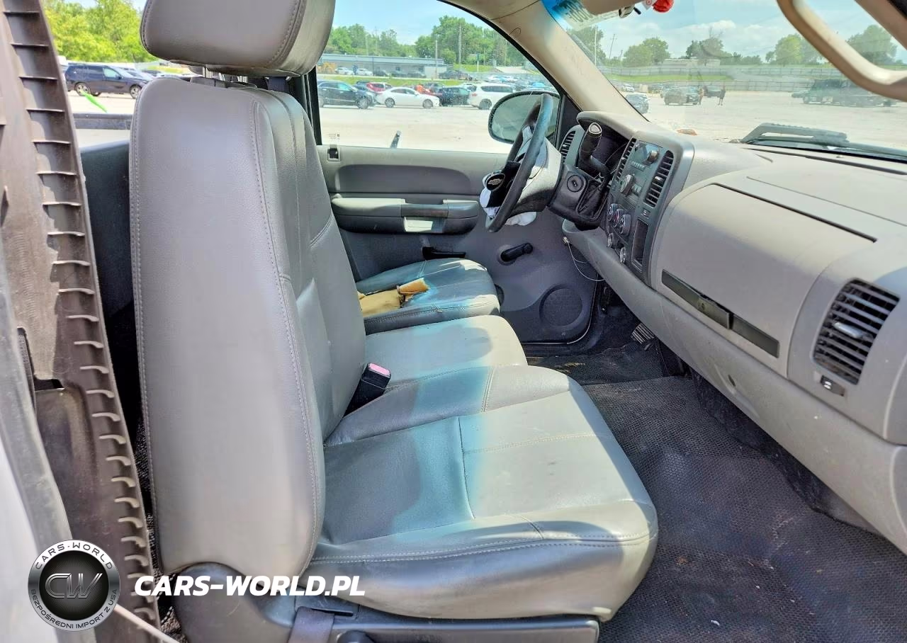 2009 Chevrolet Silverado C1500 VIN:1GCEC14XX9Z182521 - 10