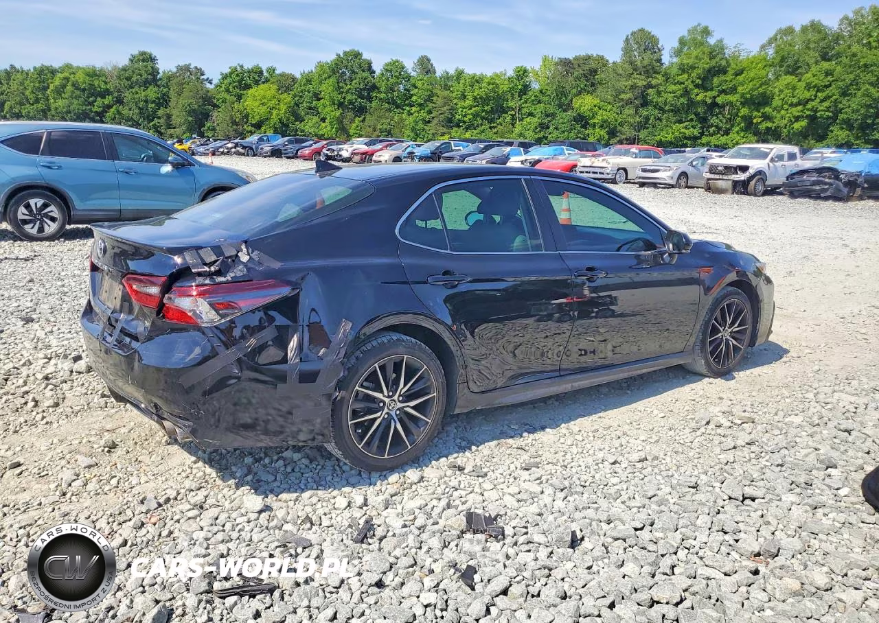 2024 Toyota Camry Se VIN:4T1T11AK2RU900464 - 3