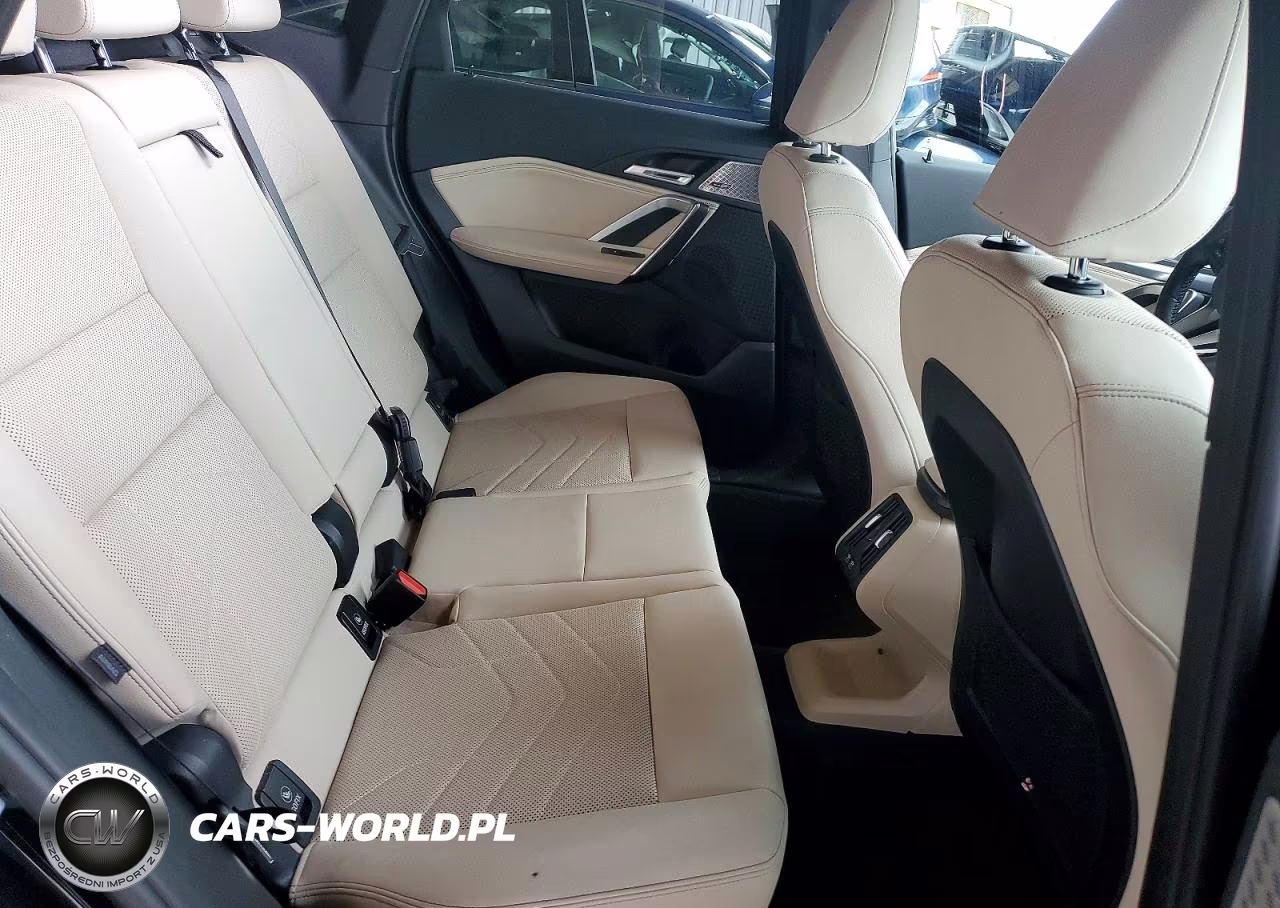 2023 BMW X1 xDrive28I VIN:WBX73EF01P5X37072 - 11