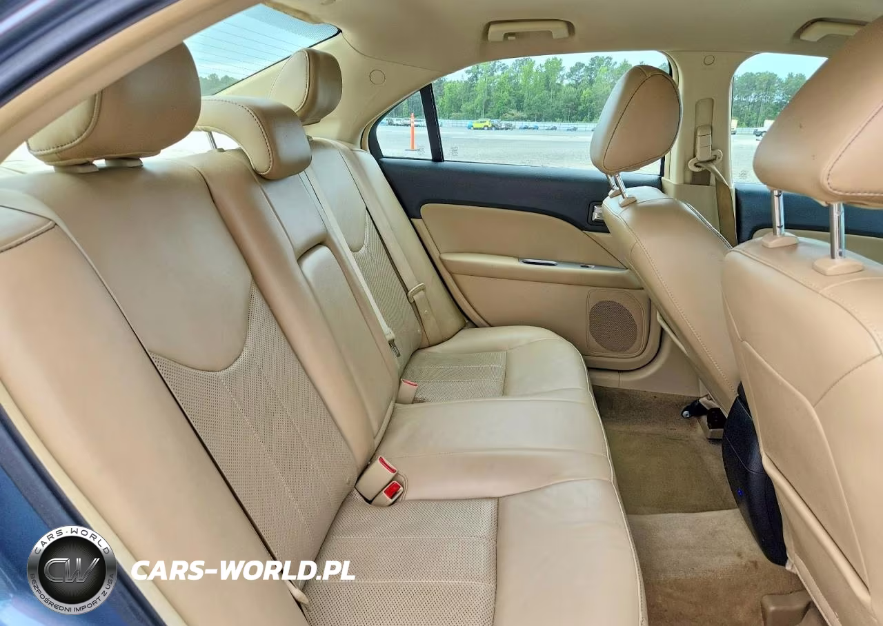 2011 Mercury Milan Premier VIN:3MEHM0JGXBR605289 - 10