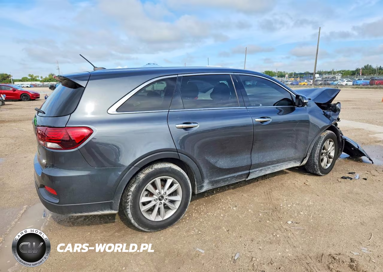 2020 Kia Sorento S VIN:5XYPG4A52LG671549 - 3