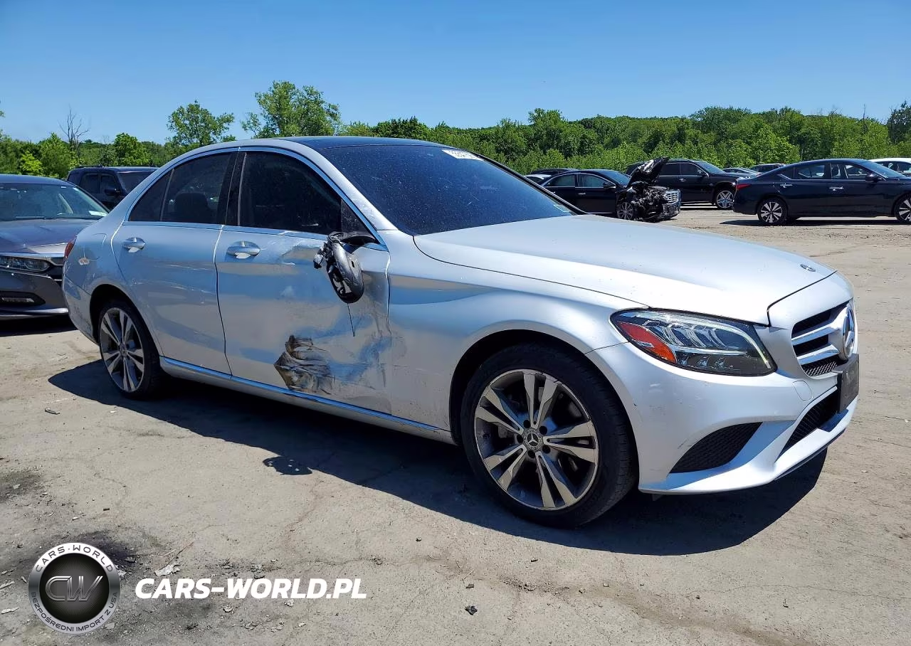 2019 Mercedes-Benz C 300 4Matic VIN:55SWF8EB5KU320189 - 4