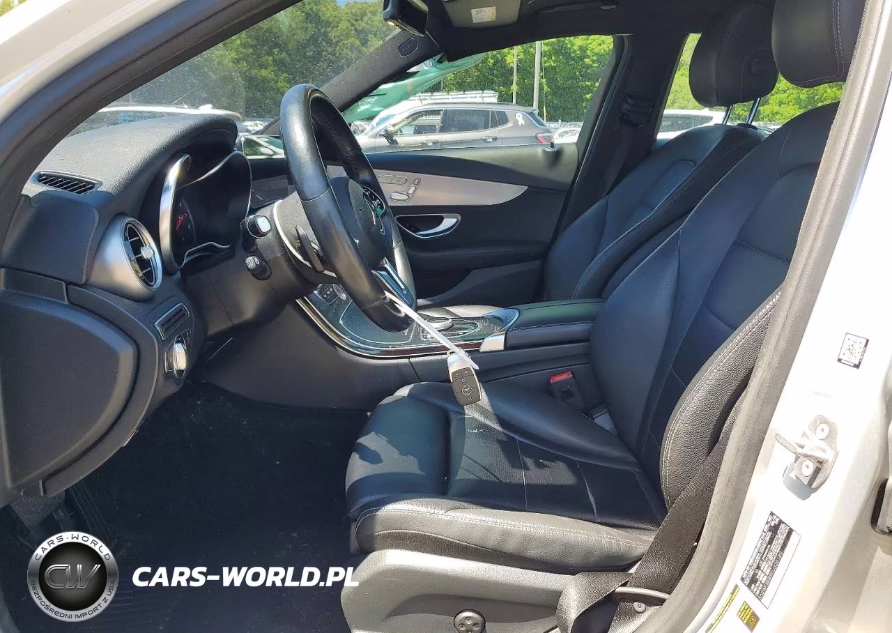 2019 Mercedes-Benz C 300 4Matic VIN:55SWF8EB5KU320189 - 7
