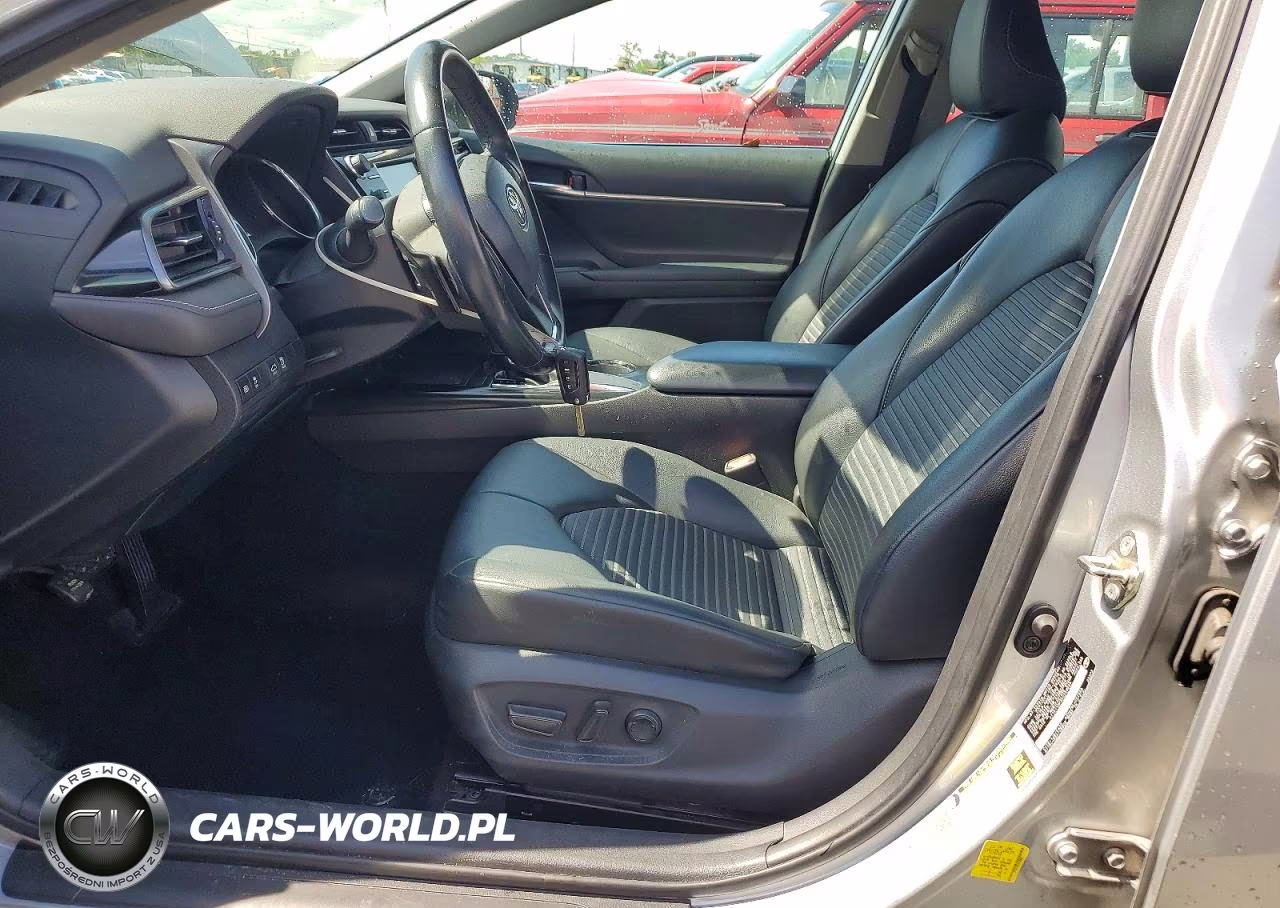 2019 Toyota Camry Se VIN:4T1B11HKXKU256039 - 7