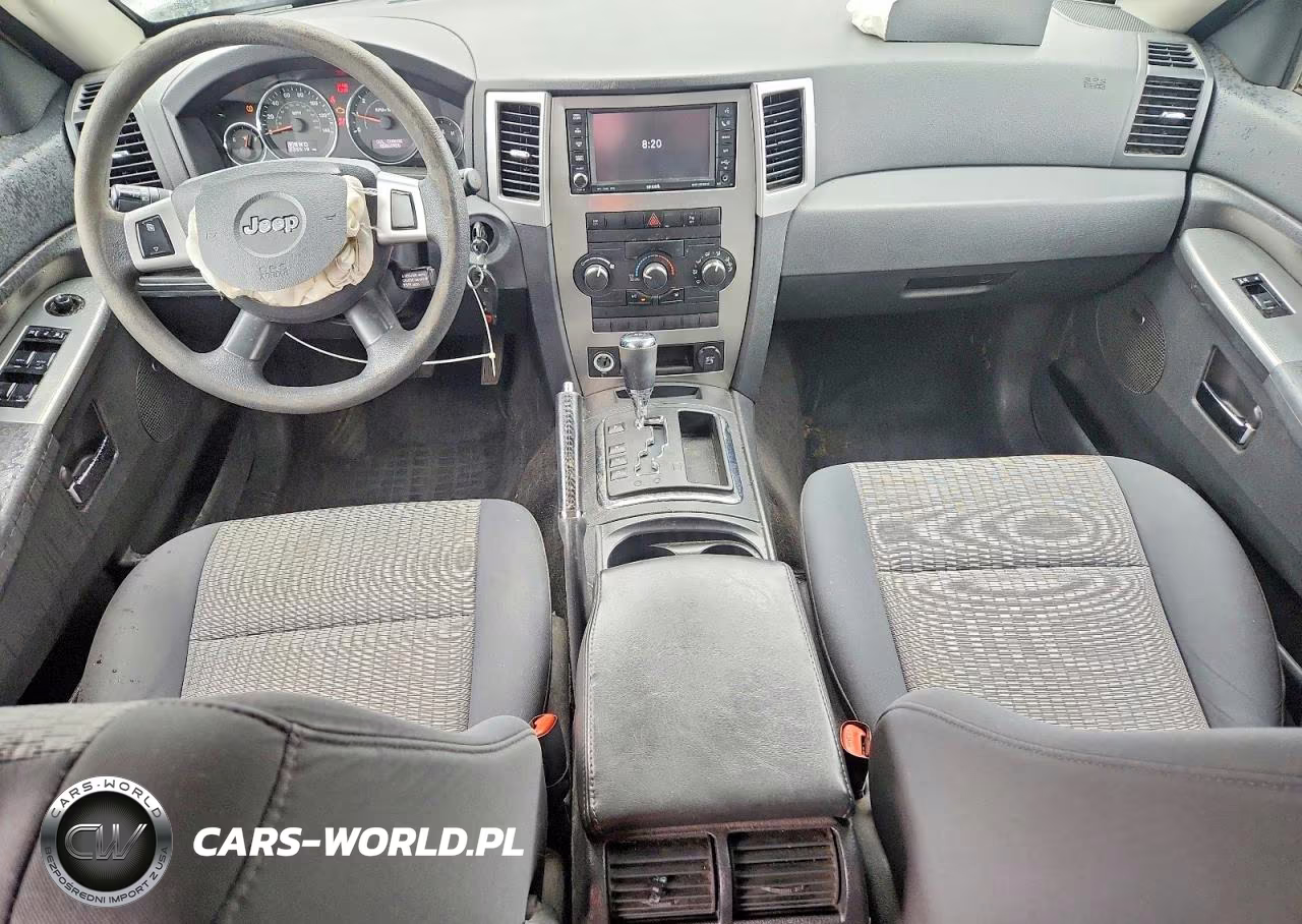 2010 Jeep Grand Cherokee Laredo VIN:1J4PR4GK4AC125774 - 8