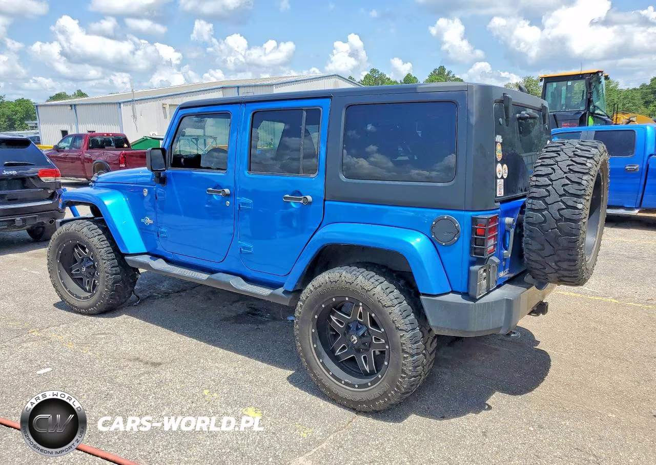 2015 Jeep Wrangler Unlimited Sport VIN:1C4BJWDG5FL612377 - 2