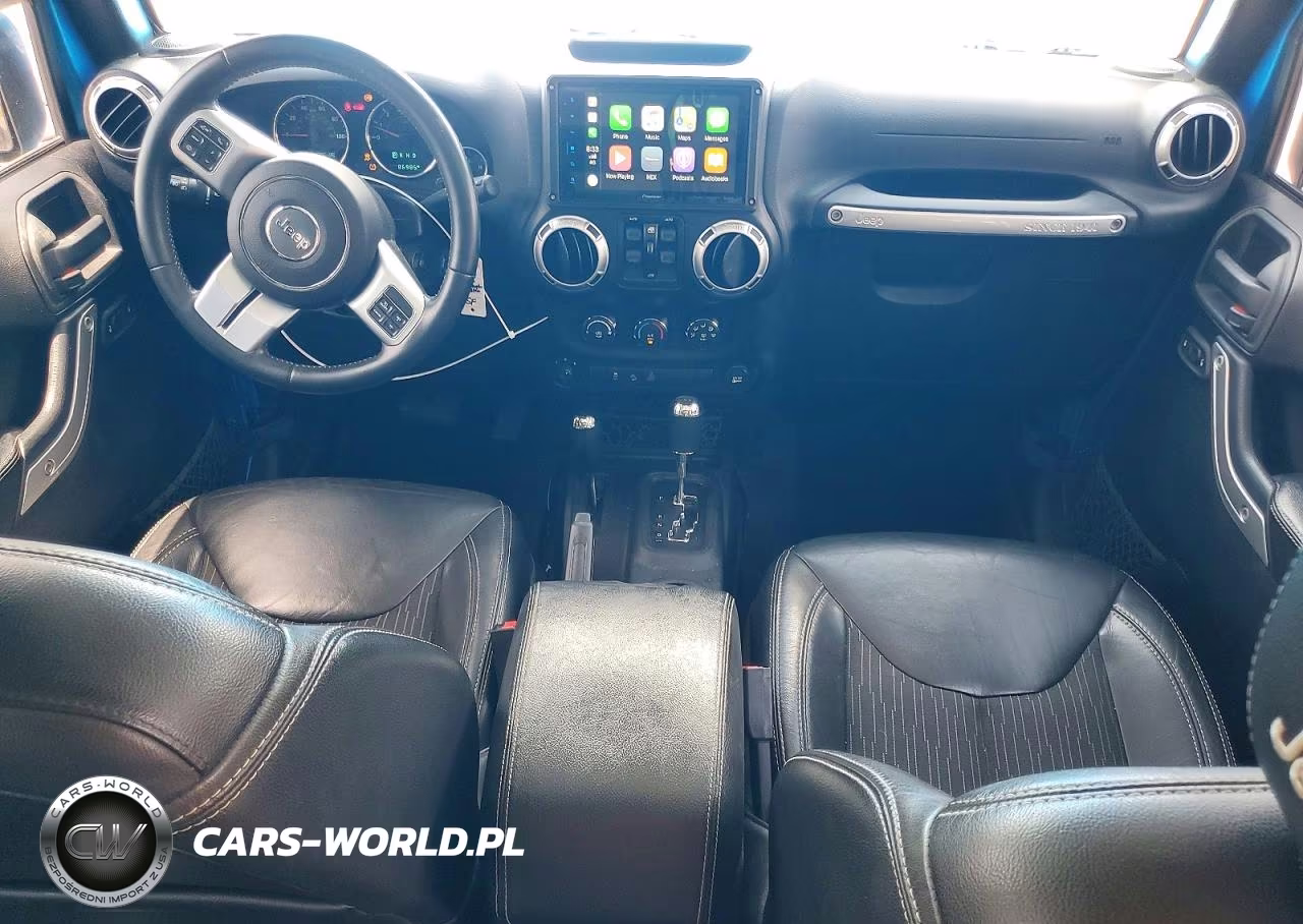2015 Jeep Wrangler Unlimited Sport VIN:1C4BJWDG5FL612377 - 8