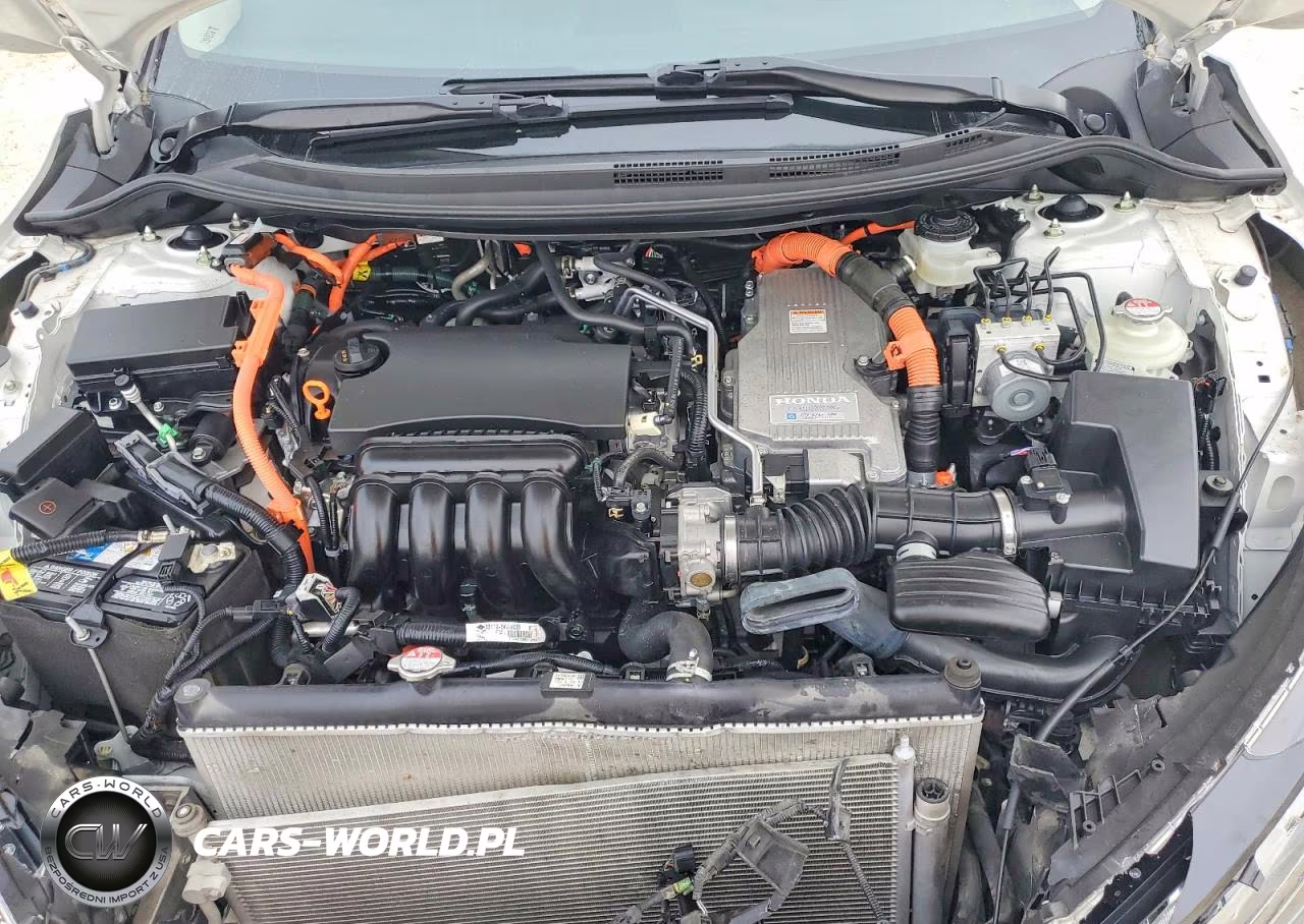 2018 Honda Clarity Touring VIN:JHMZC5F37JC010620 - 11