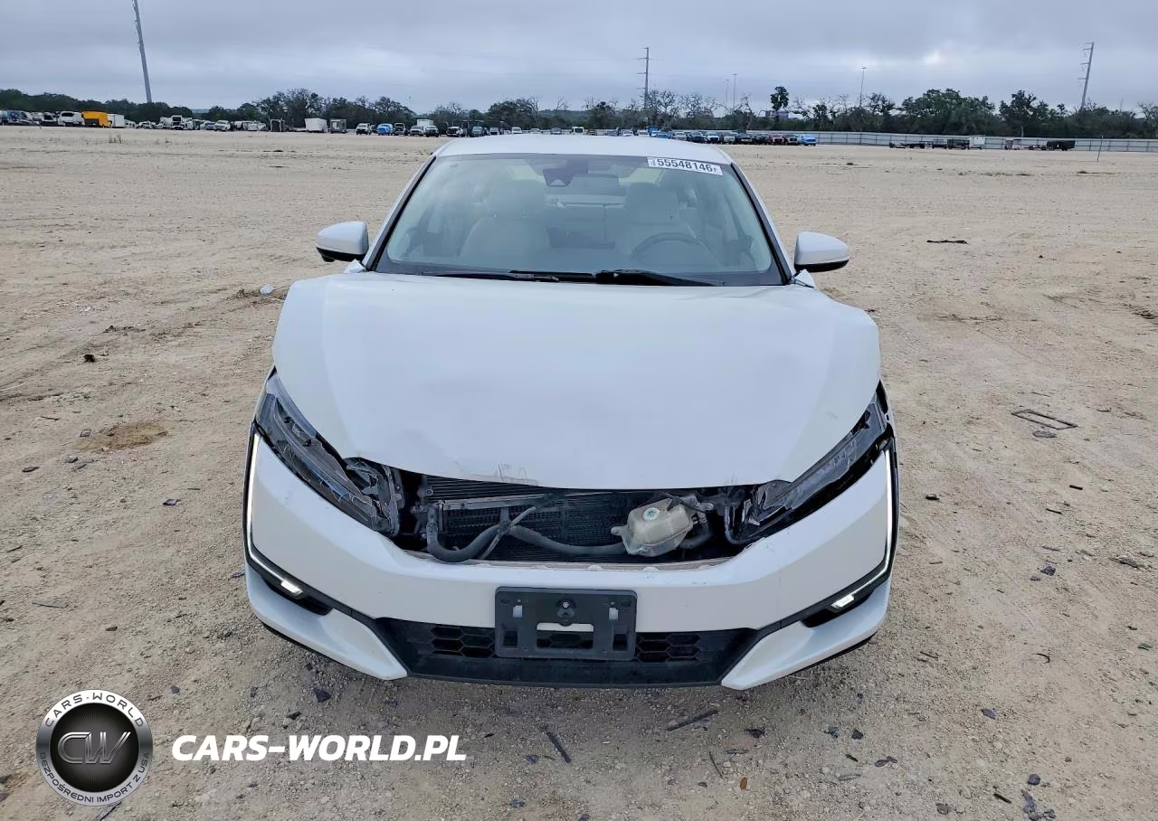 2018 Honda Clarity Touring VIN:JHMZC5F37JC010620 - 5
