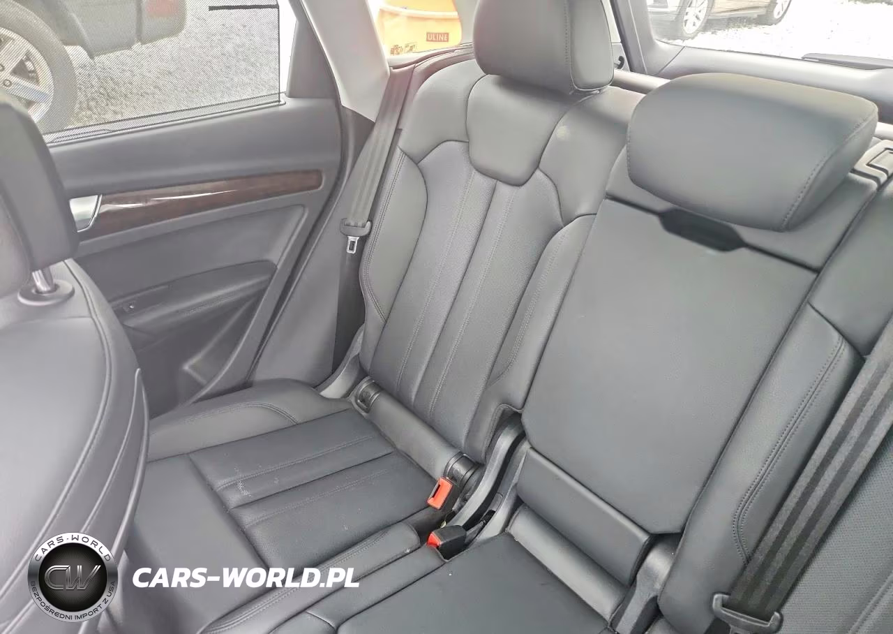 2020 Audi Q5 Premium Plus VIN:WA1BNAFY2L2026938 - 11