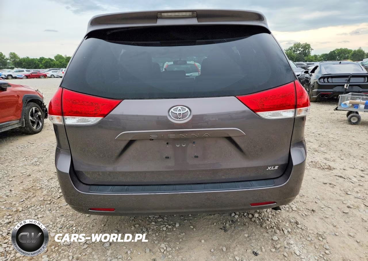 2014 Toyota Sienna Xle 8-Passenger VIN:5TDYK3DC0ES511618 - 6