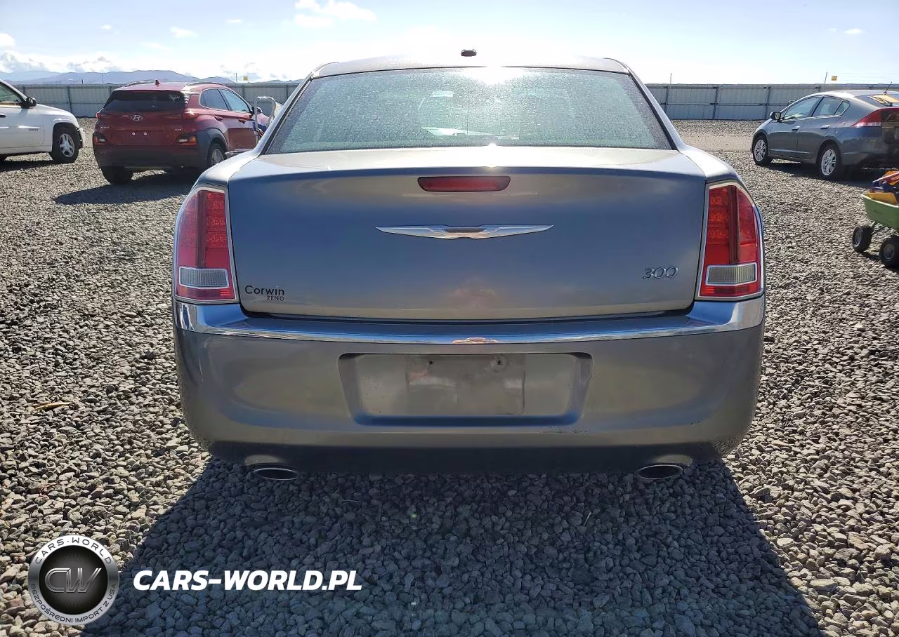2011 Chrysler 300 VIN:2C3CA4CG7BH587469 - 6