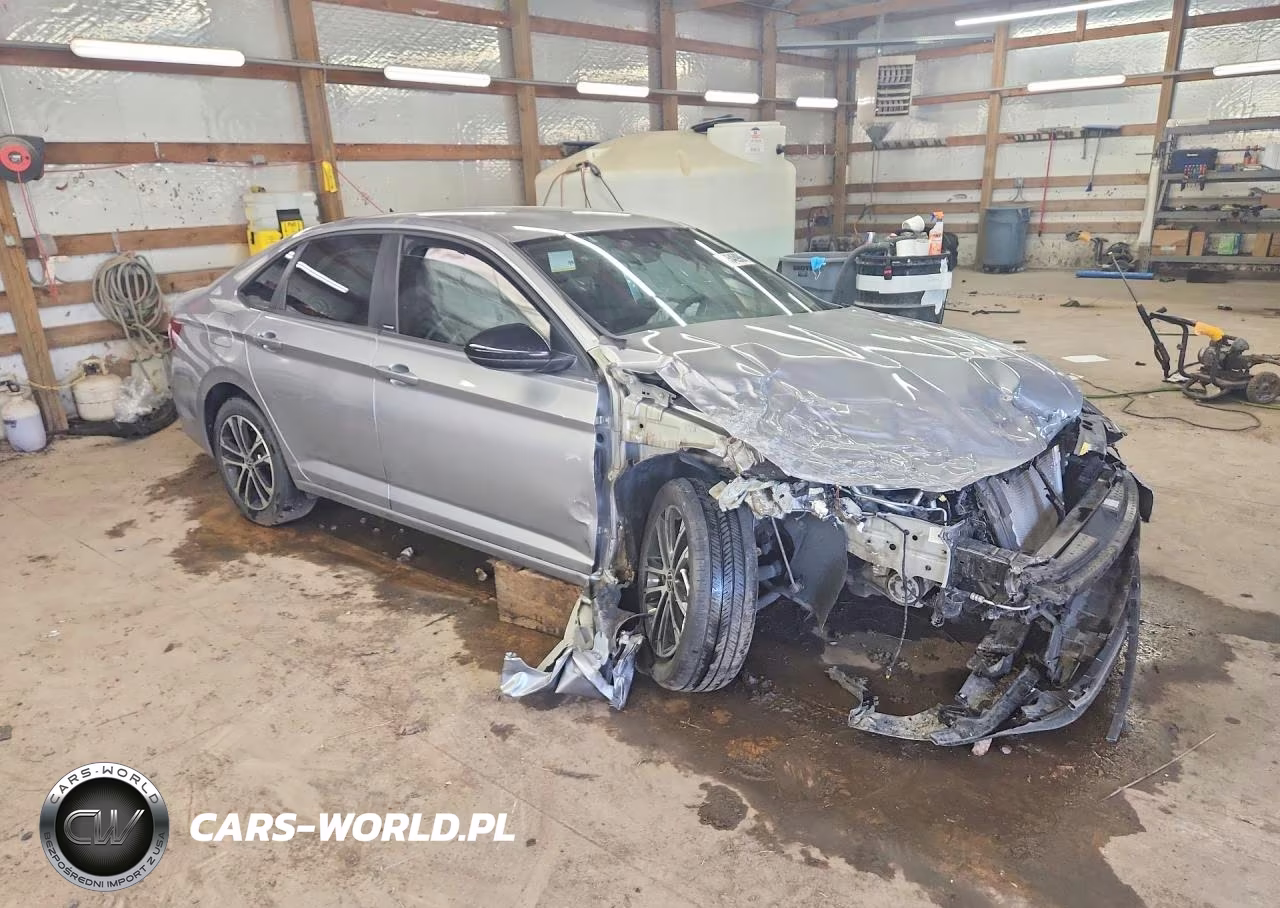 2023 Volkswagen Jetta Sport VIN:3VWBM7BU9PM052723 - 4
