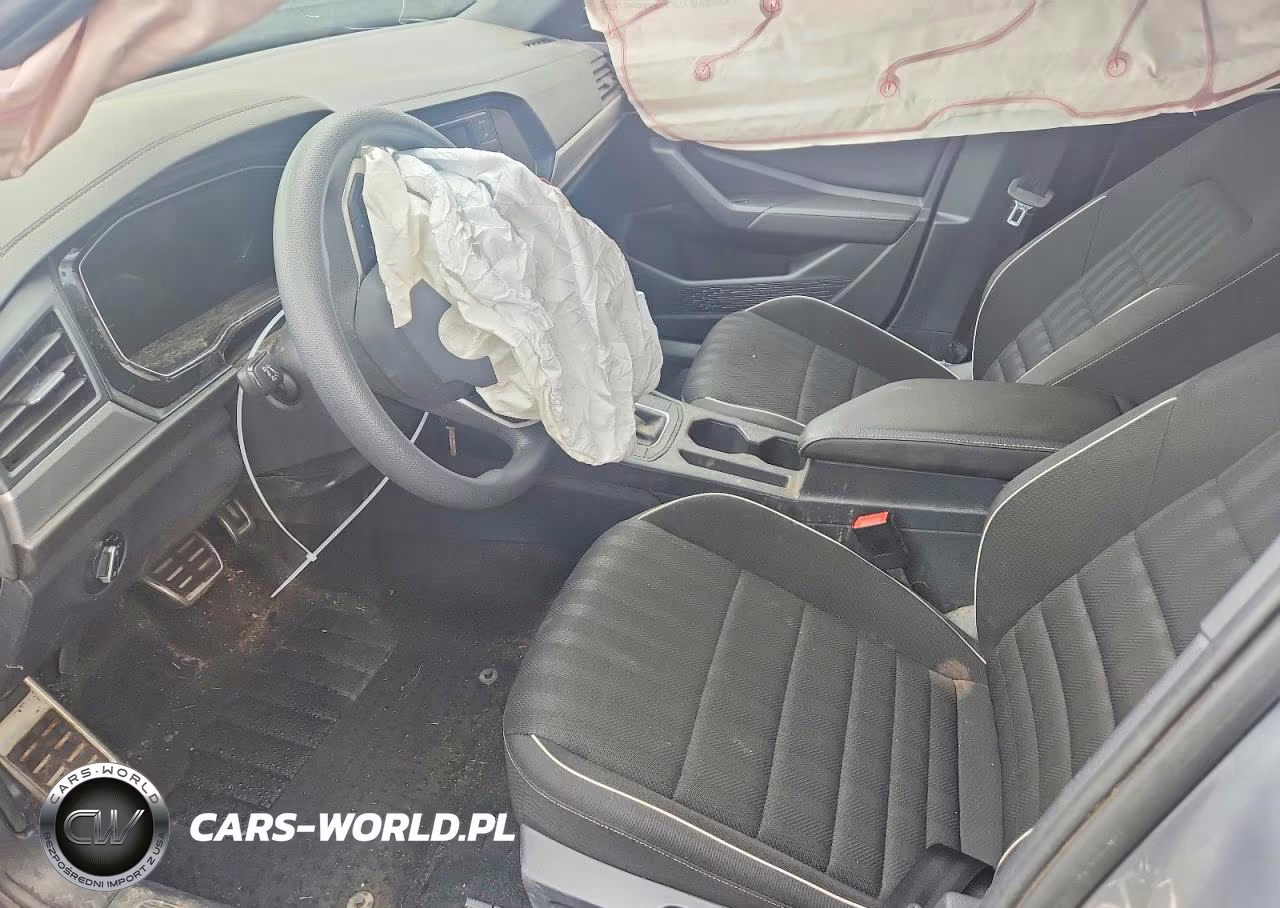 2023 Volkswagen Jetta Sport VIN:3VWBM7BU9PM052723 - 7