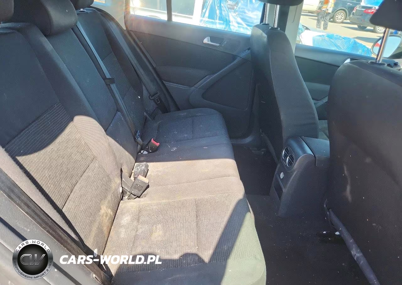 2014 Volkswagen Tiguan S VIN:WVGAV3AX0EW550186 - 11