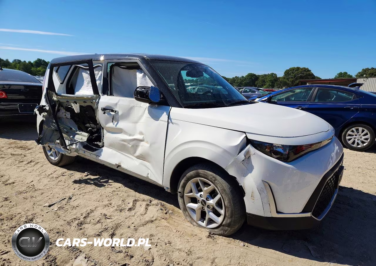2023 Kia Soul S VIN:KNDJ23AU7P7207987 - 4