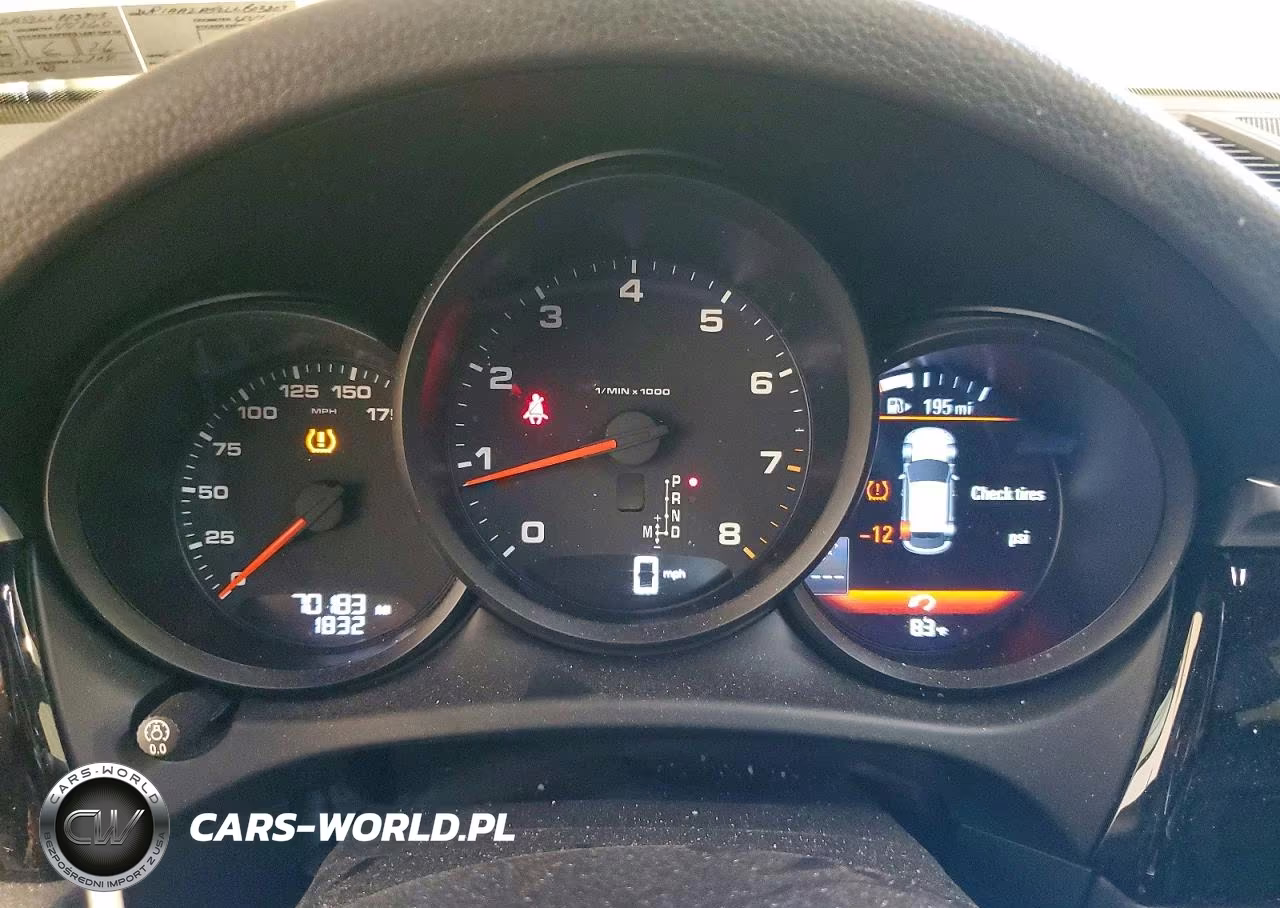 2020 Porsche Macan VIN:WP1AA2A52LLB03803 - 9
