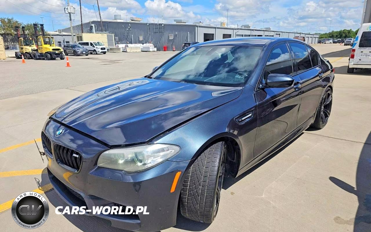 2016 BMW M5 VIN:WBSFV9C55GD595740 - 2