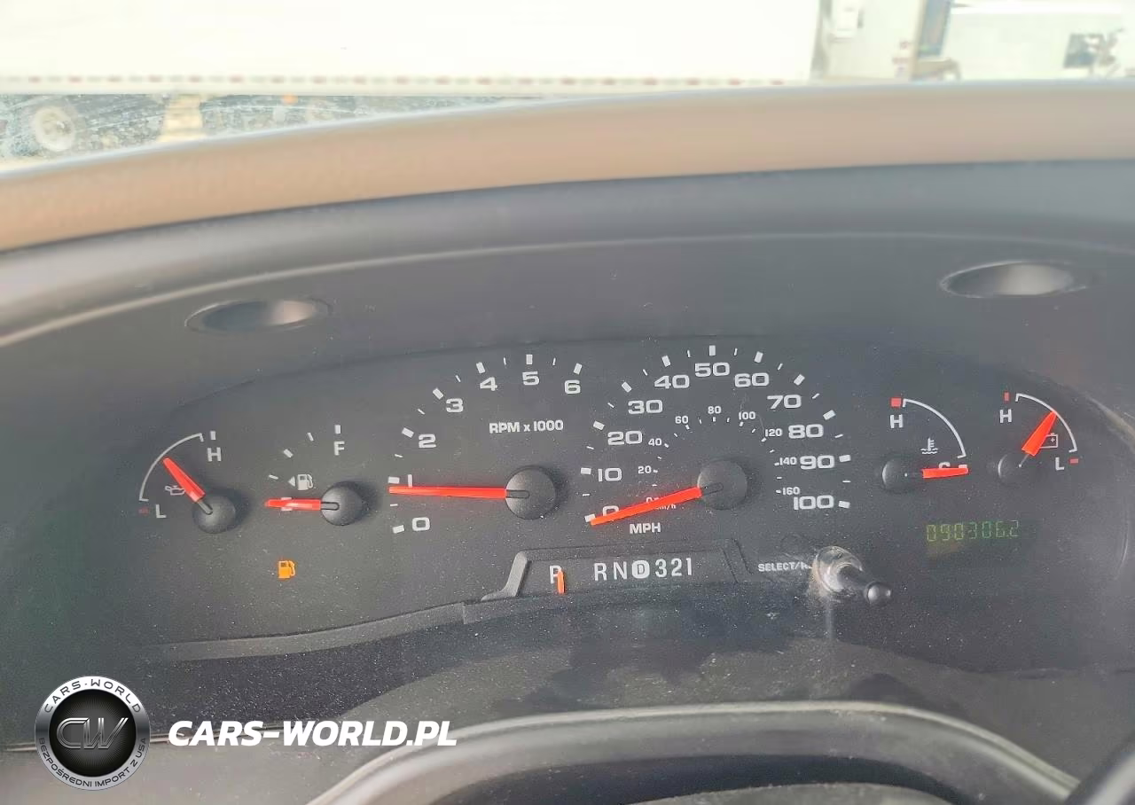2008 Winnebago Access 31J VIN:1FDXE45S58DA54220 - 8