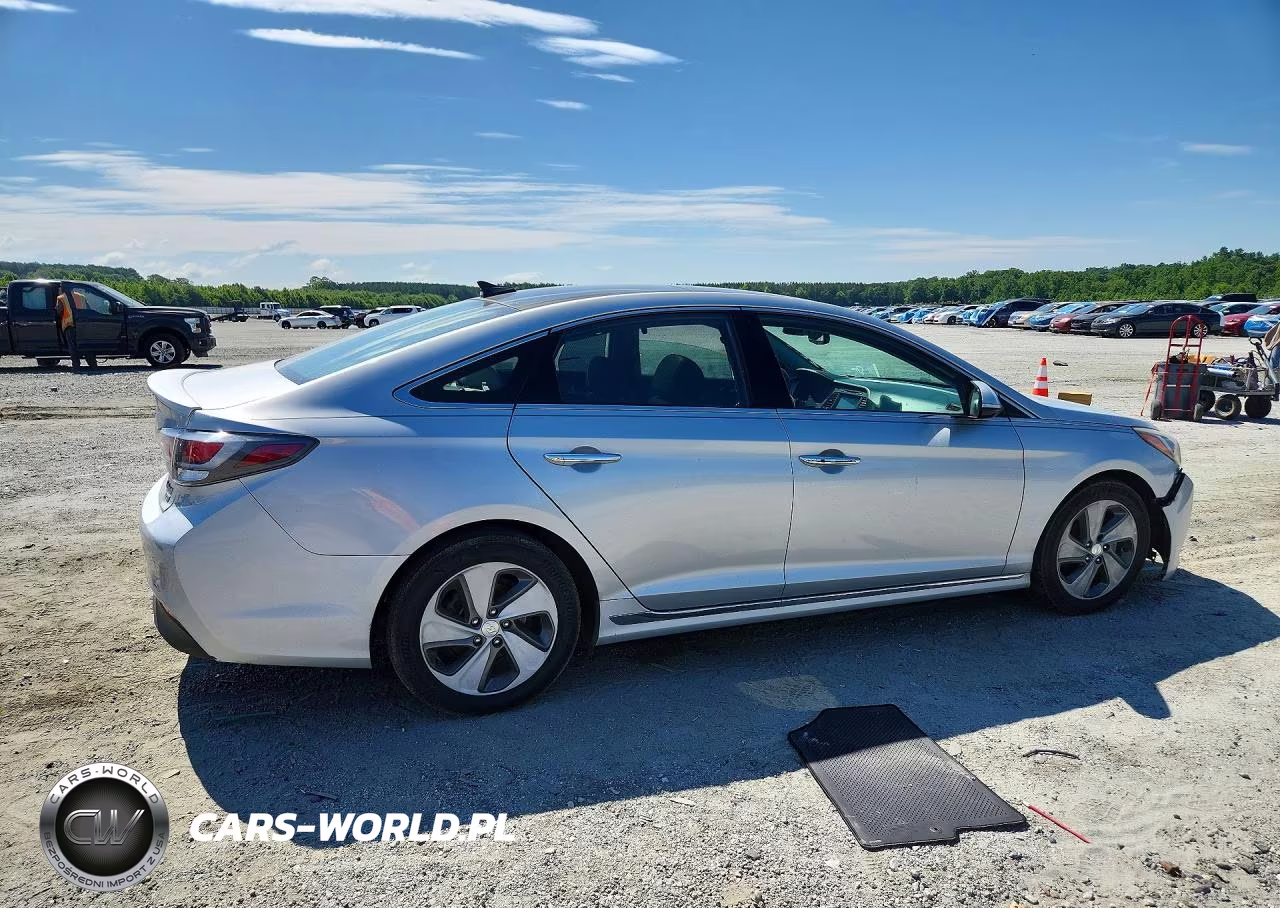 2017 Hyundai Sonata Hybrid Limited VIN:KMHE34L39HA077073 - 3