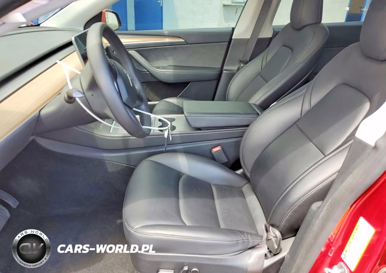 2023 Tesla Model Y VIN:7SAYGDEEXPF848881 - 7