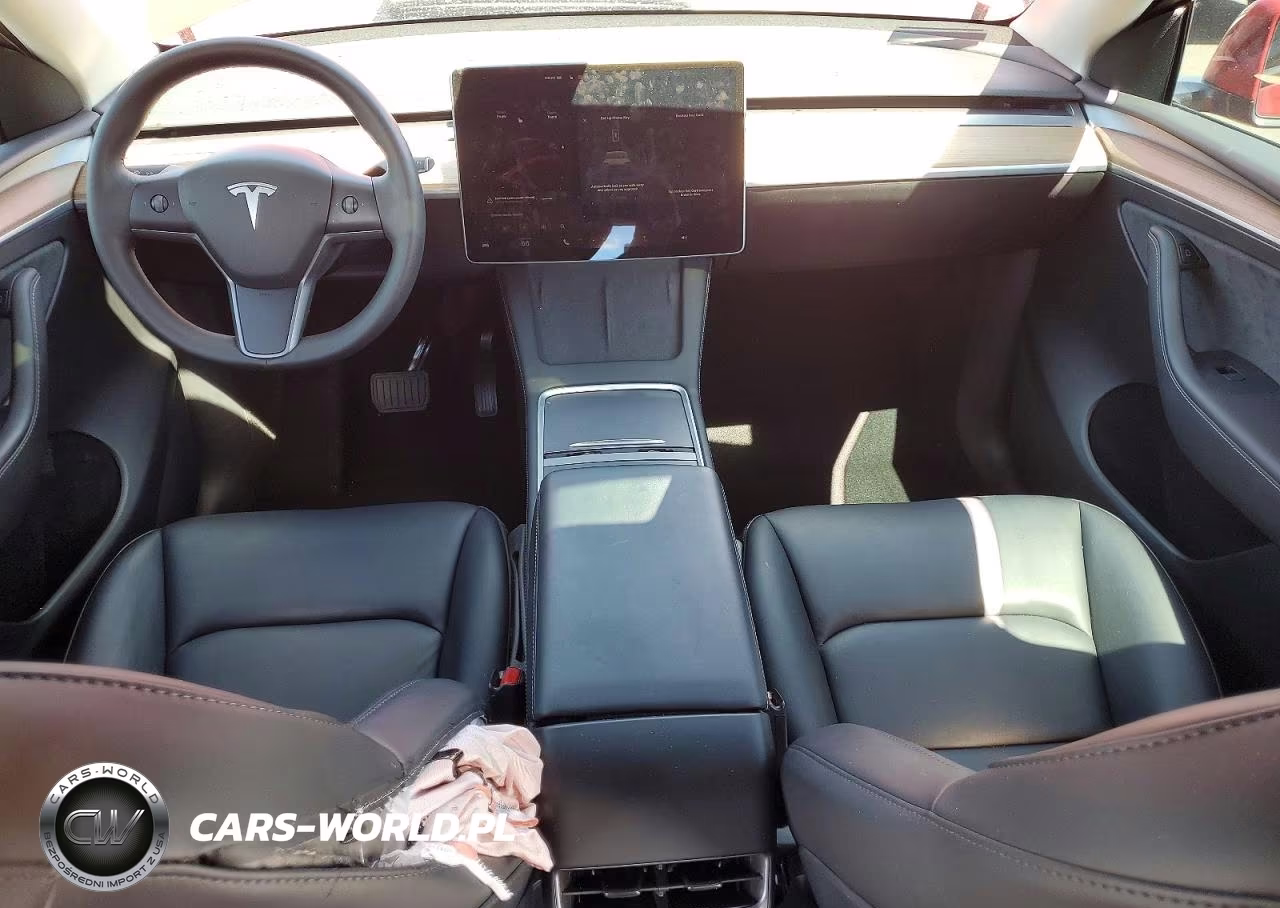 2023 Tesla Model Y VIN:7SAYGDEEXPF848881 - 8