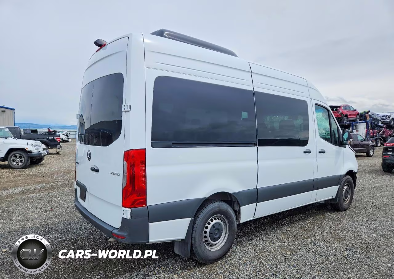 2025 Mercedes Benz Sprinter 2500 VIN:W1Z4KFHY3ST224994 - 3