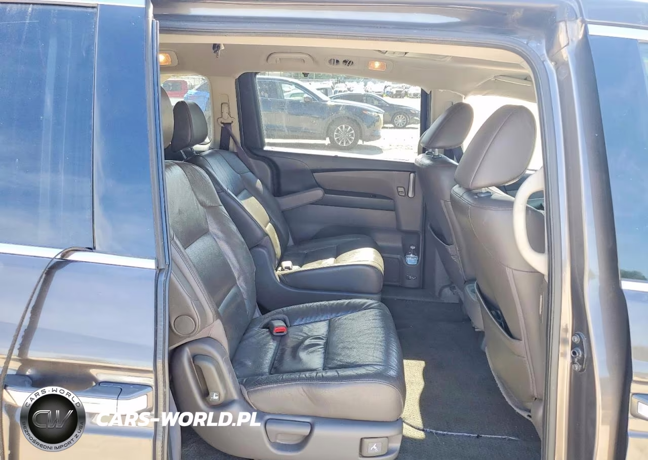 2012 Honda Odyssey Touring VIN:5FNRL5H94CB112143 - 11