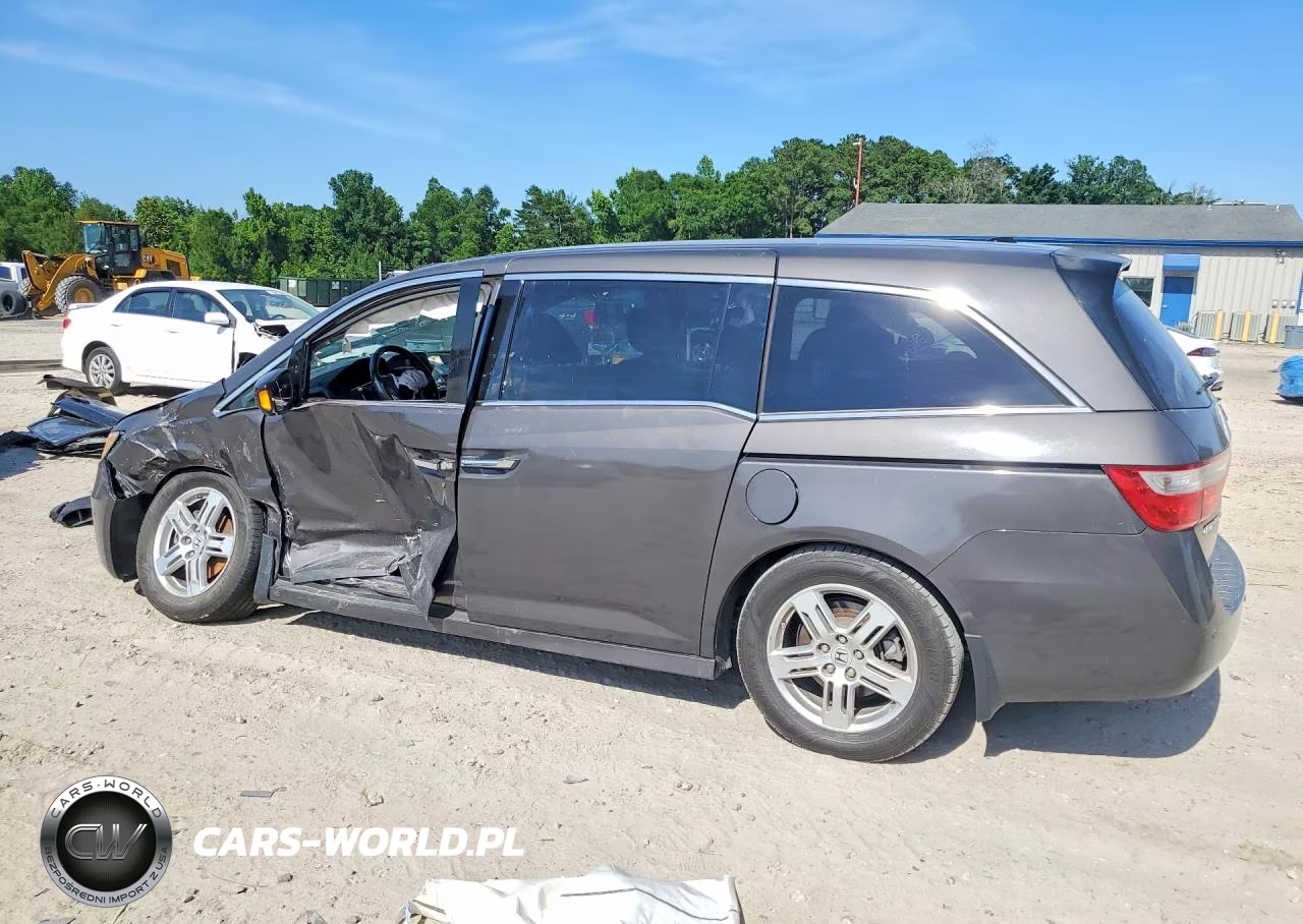 2012 Honda Odyssey Touring VIN:5FNRL5H94CB112143 - 2