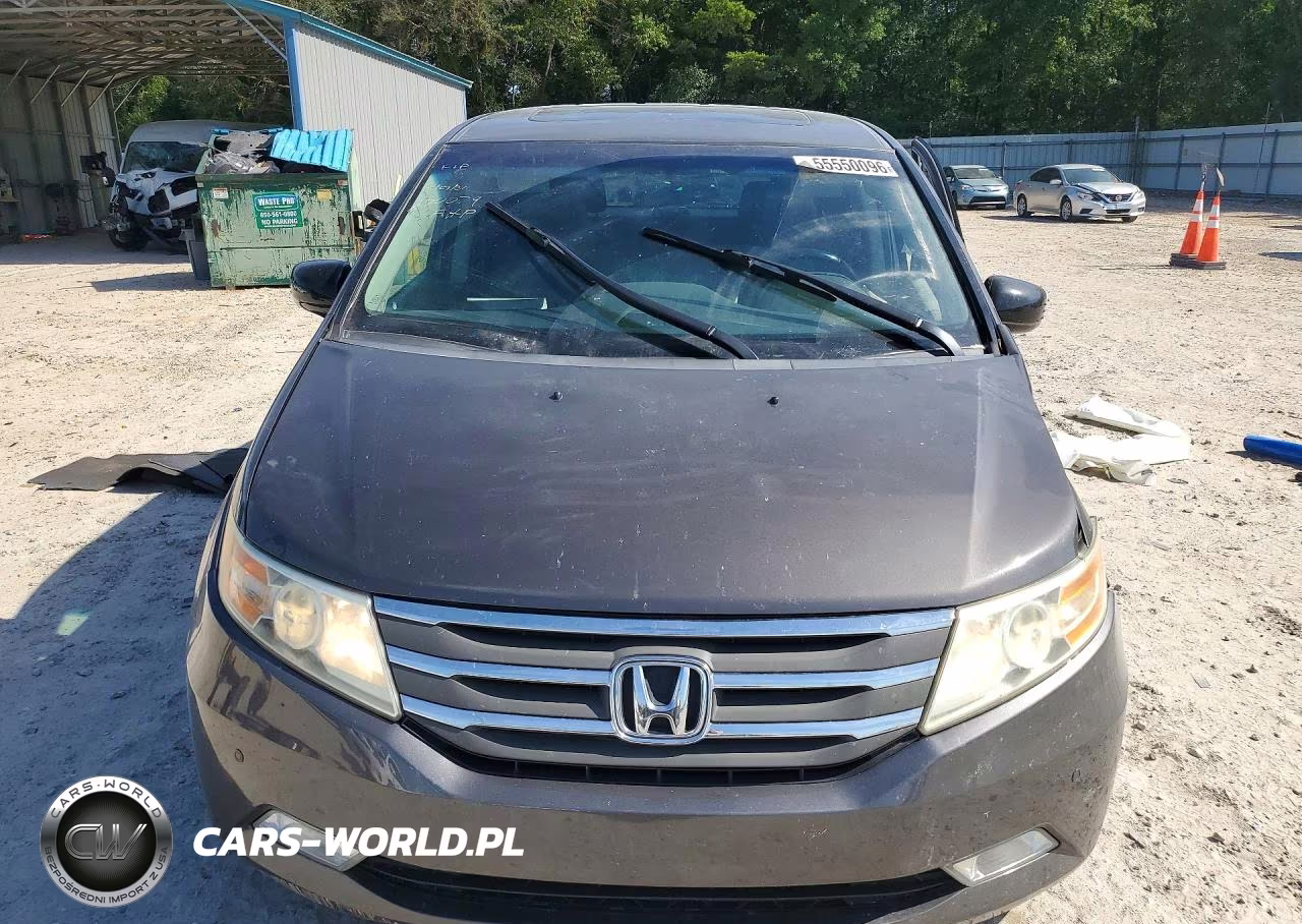 2012 Honda Odyssey Touring VIN:5FNRL5H94CB112143 - 5