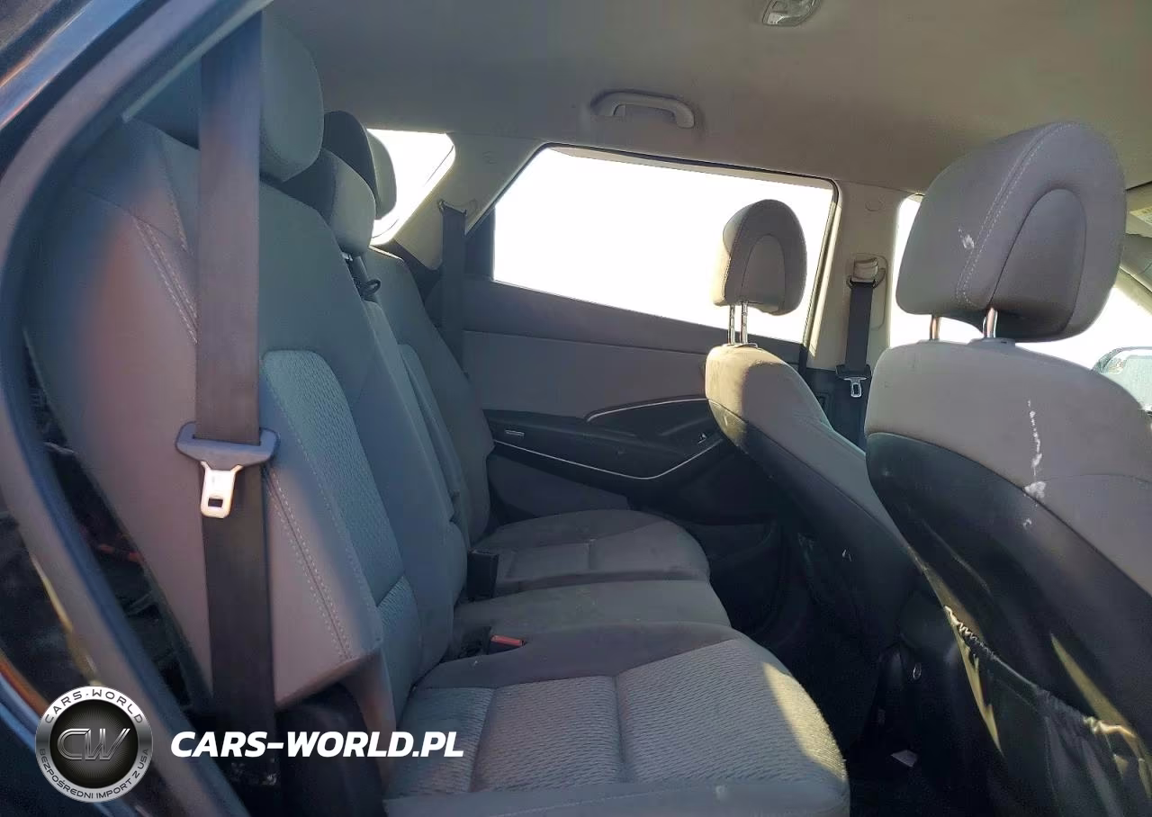 2018 Hyundai Santa Fe Se VIN:KM8SM4HF9JU273375 - 10