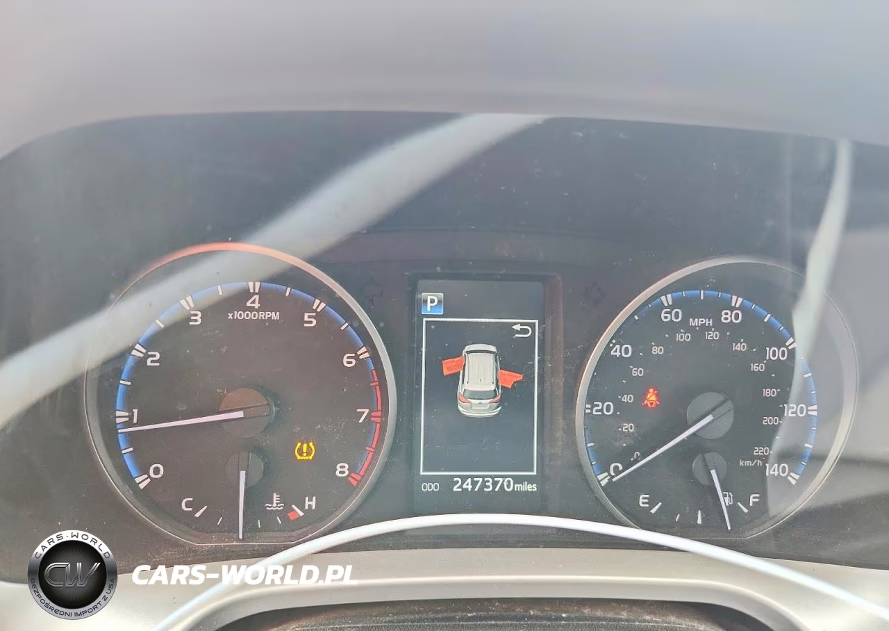 2017 Toyota Rav4 Xle VIN:JTMWFREV7HJ701304 - 9