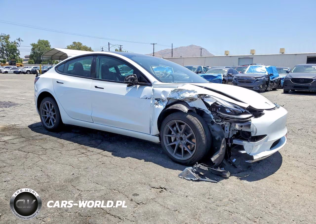 2023 Tesla Model 3 VIN:5YJ3E1EAXPF566152 - 4