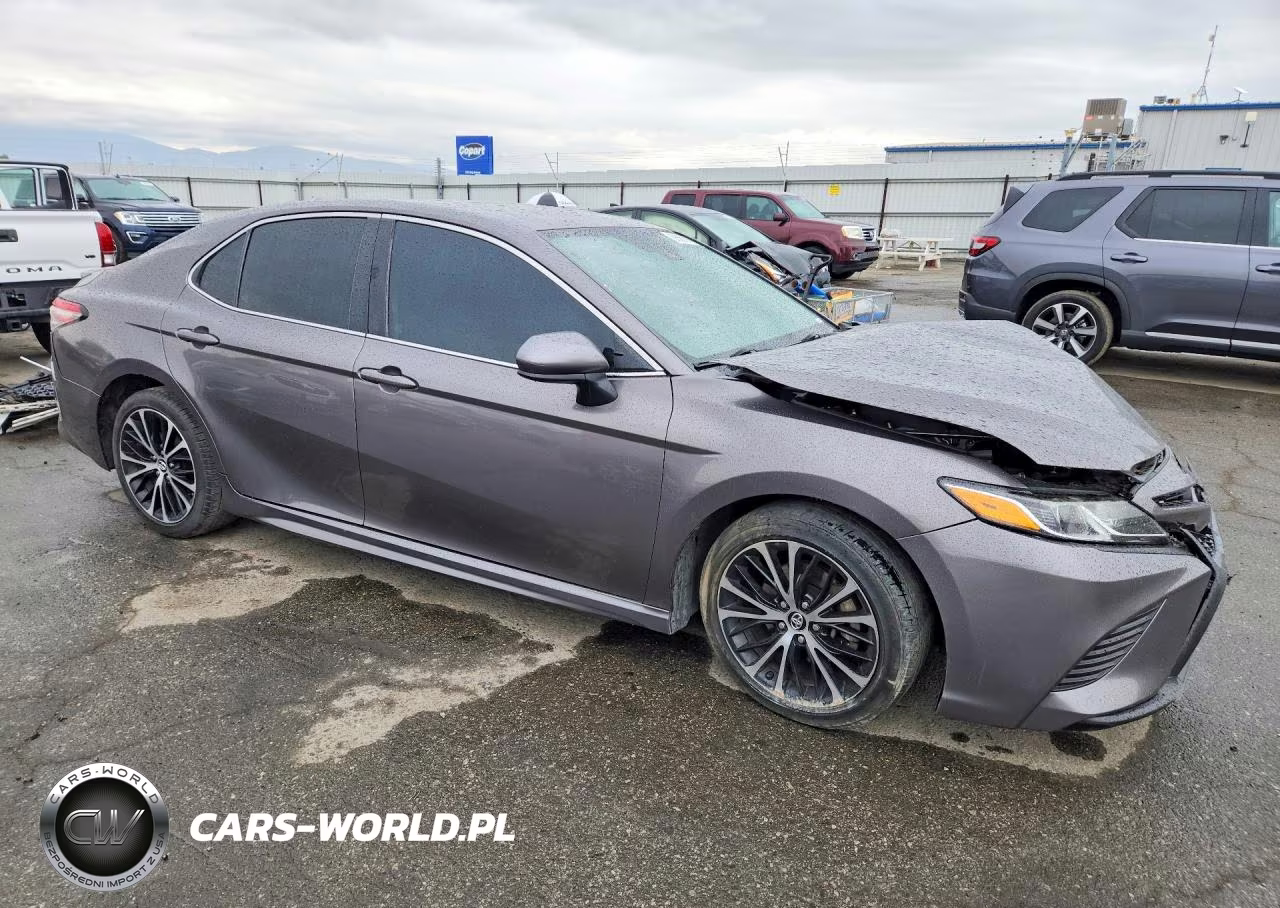2019 Toyota Camry Se VIN:4T1B11HK4KU852831 - 4