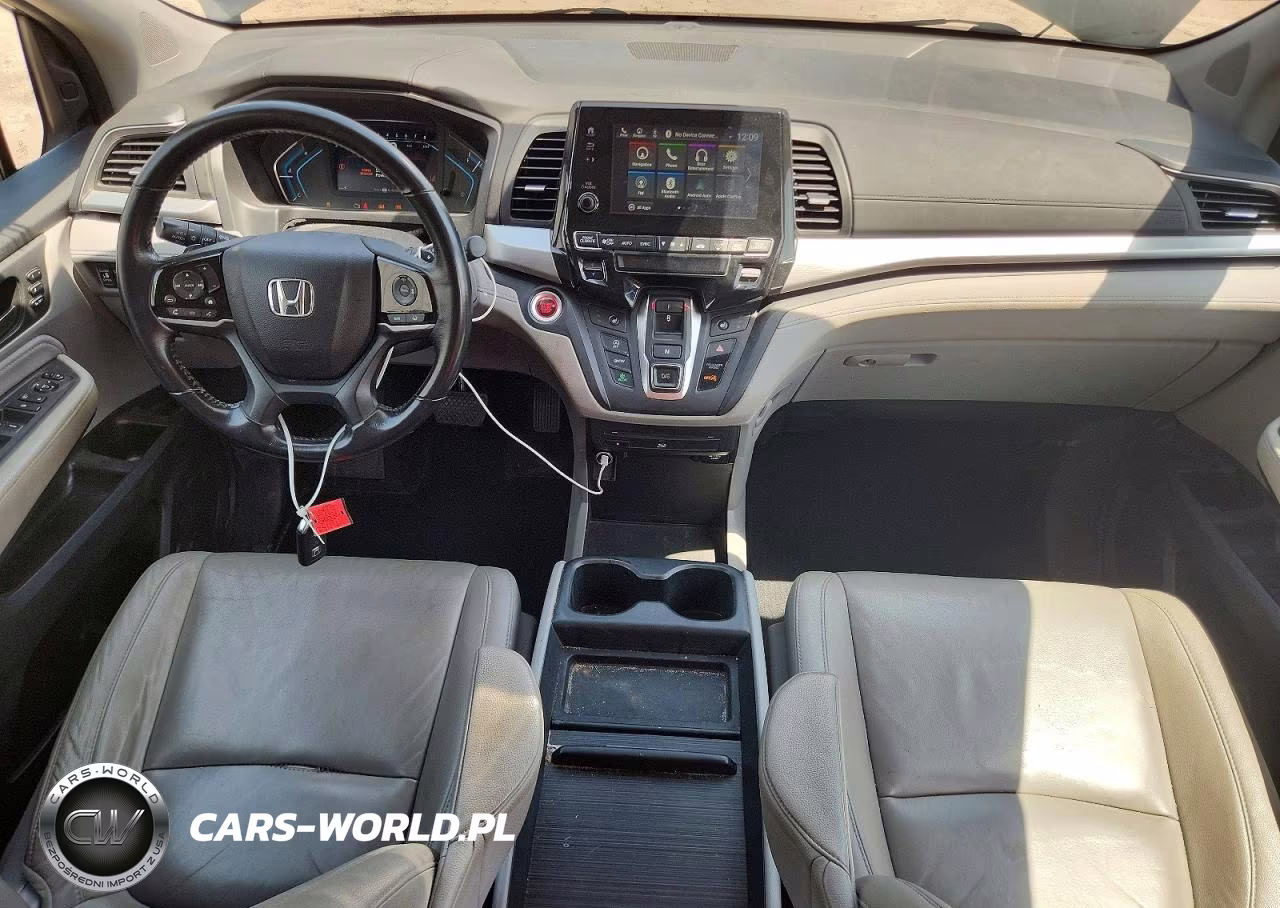 2019 Honda Odyssey Touring VIN:5FNRL6H82KB118664 - 8