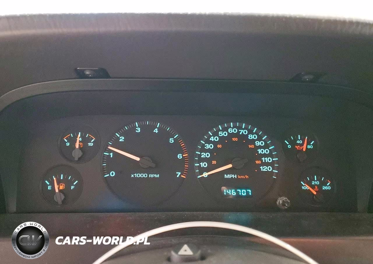 1999 Jeep Grand Cherokee Laredo VIN:1J4GW58S7XC553733 - 9