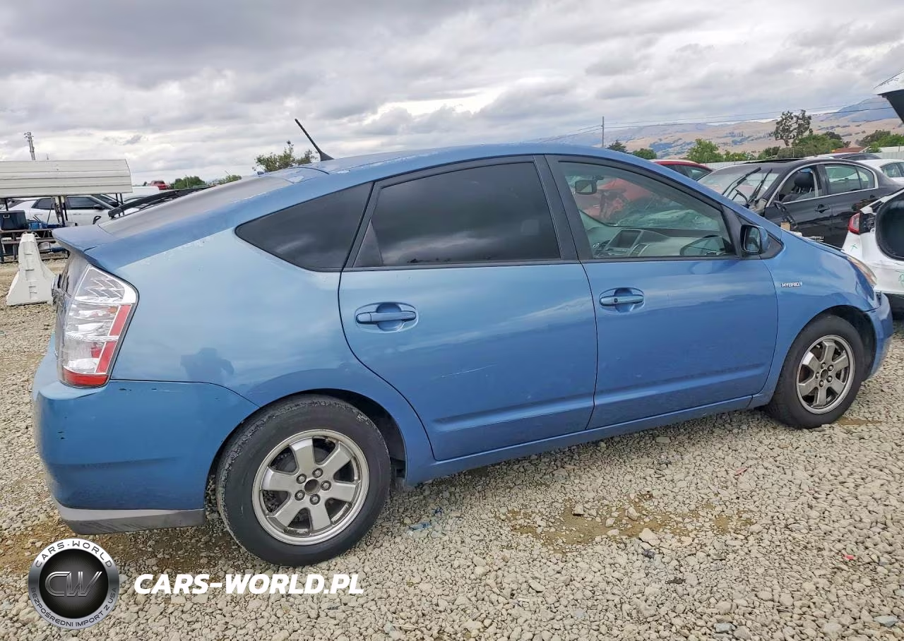 2007 Toyota Prius Base VIN:JTDKB20UX77673218 - 3
