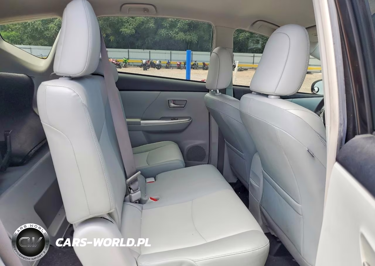 2012 Toyota Prius V Five VIN:JTDZN3EU0C3085592 - 10