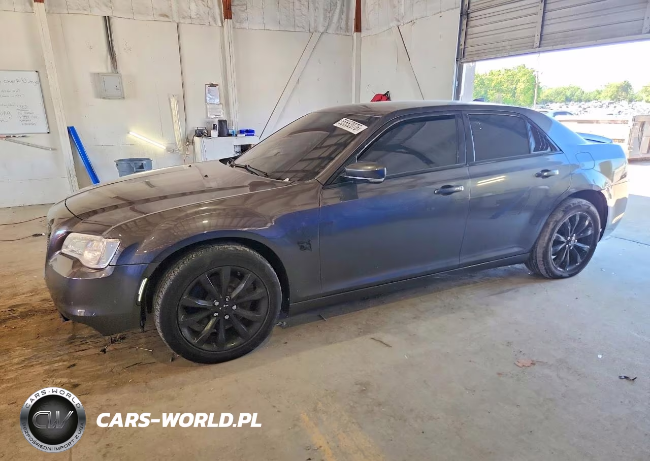 2015 Chrysler 300 Limited – zdjęcie 1 z 12