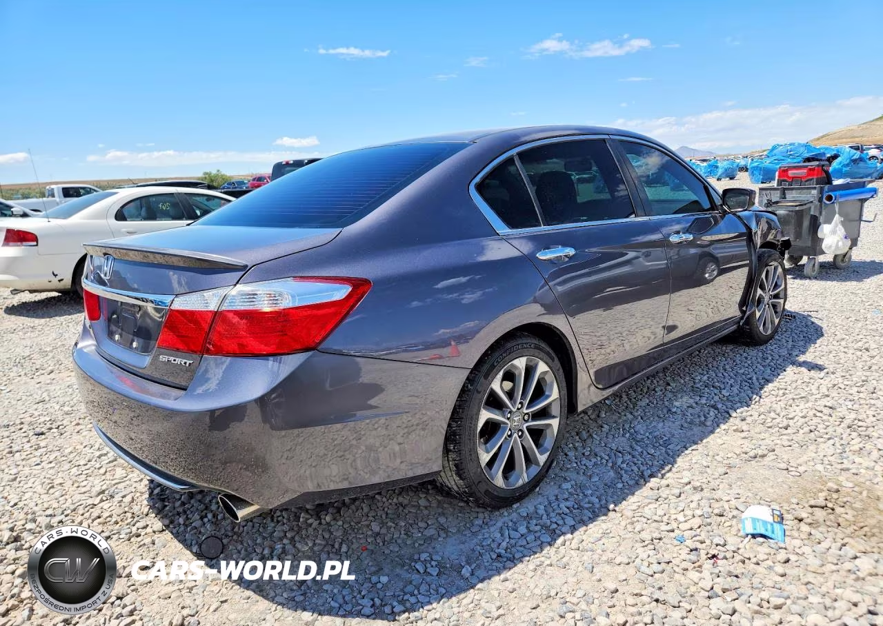 2015 Honda Accord Sport VIN:1HGCR2F54FA109096 - 3